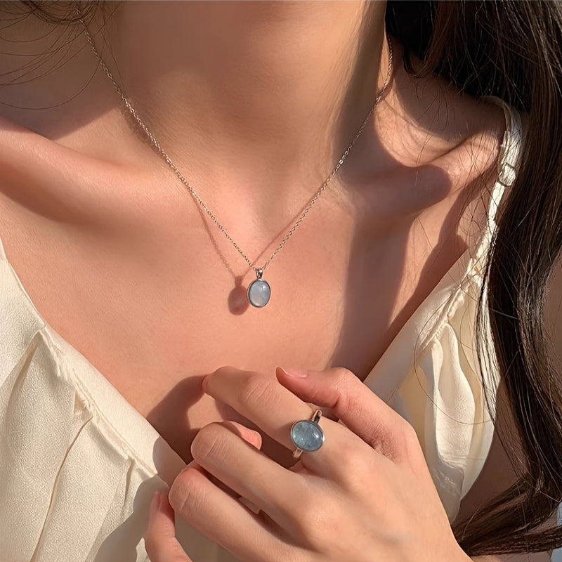 💎 Safir Kolye – Minimal ve Göz Alıcı Işıltı