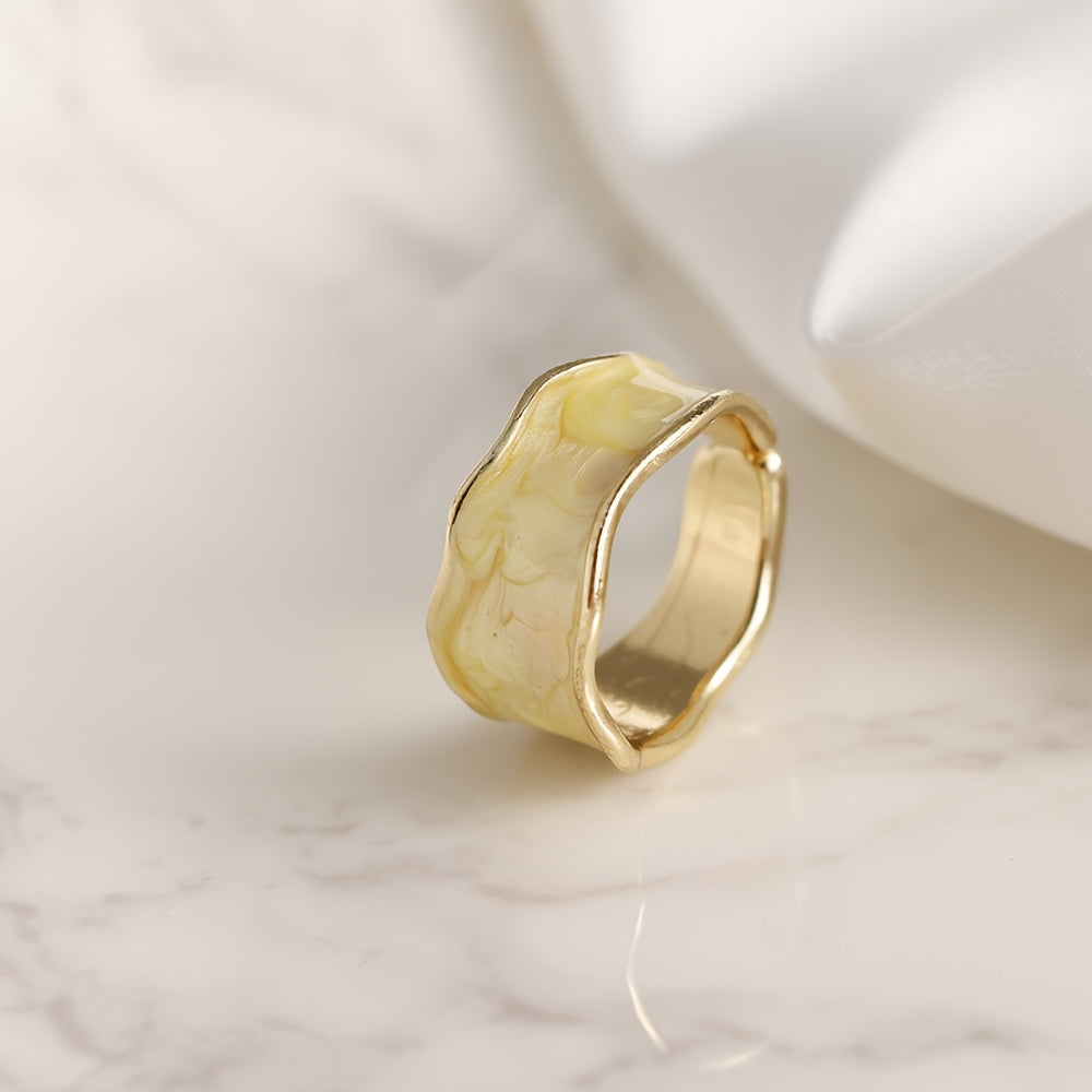 💍 Vintage Damla Desenli Altın Yüzük – Renkli Günlük Şıklık