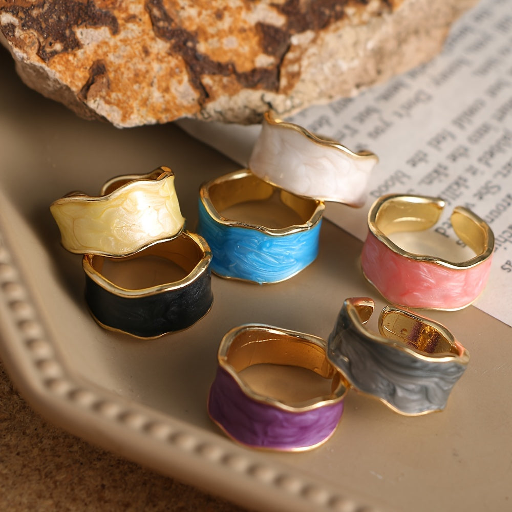 💍 Vintage Damla Desenli Altın Yüzük – Renkli Günlük Şıklık