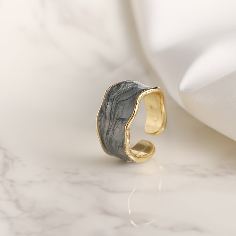 💍 Vintage Damla Desenli Altın Yüzük – Renkli Günlük Şıklık