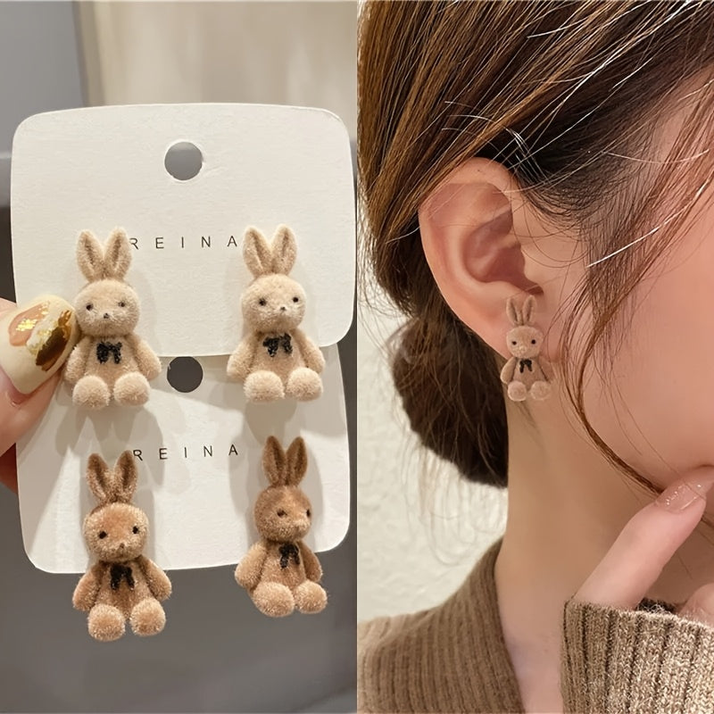 🐇 Peluş Tavşan Küpe – Eğlenceli Kış Aksesuarı