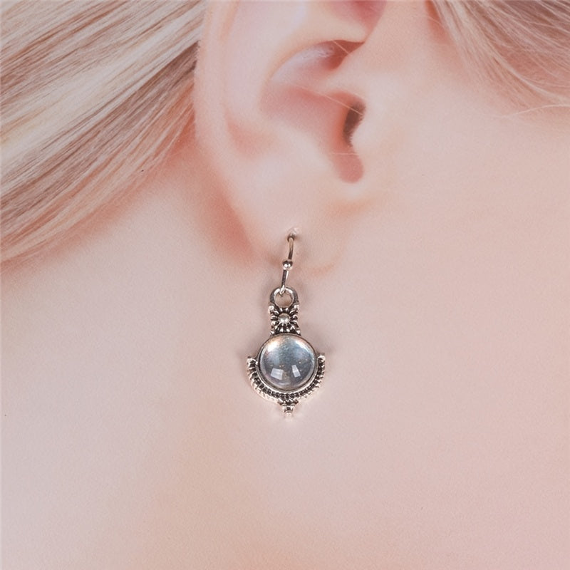 🌕 Aytaşı Küpe – Vintage Esintili Gizem