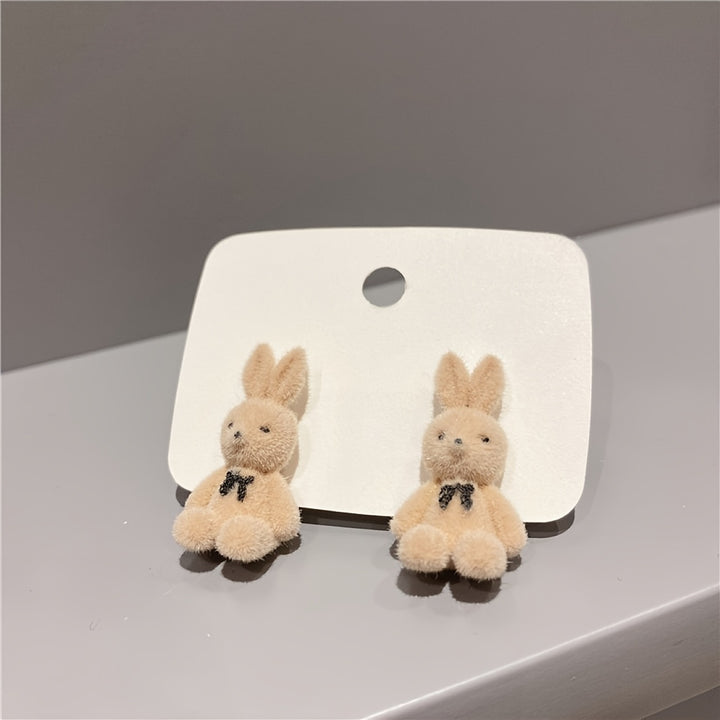 🐇 Peluş Tavşan Küpe – Eğlenceli Kış Aksesuarı
