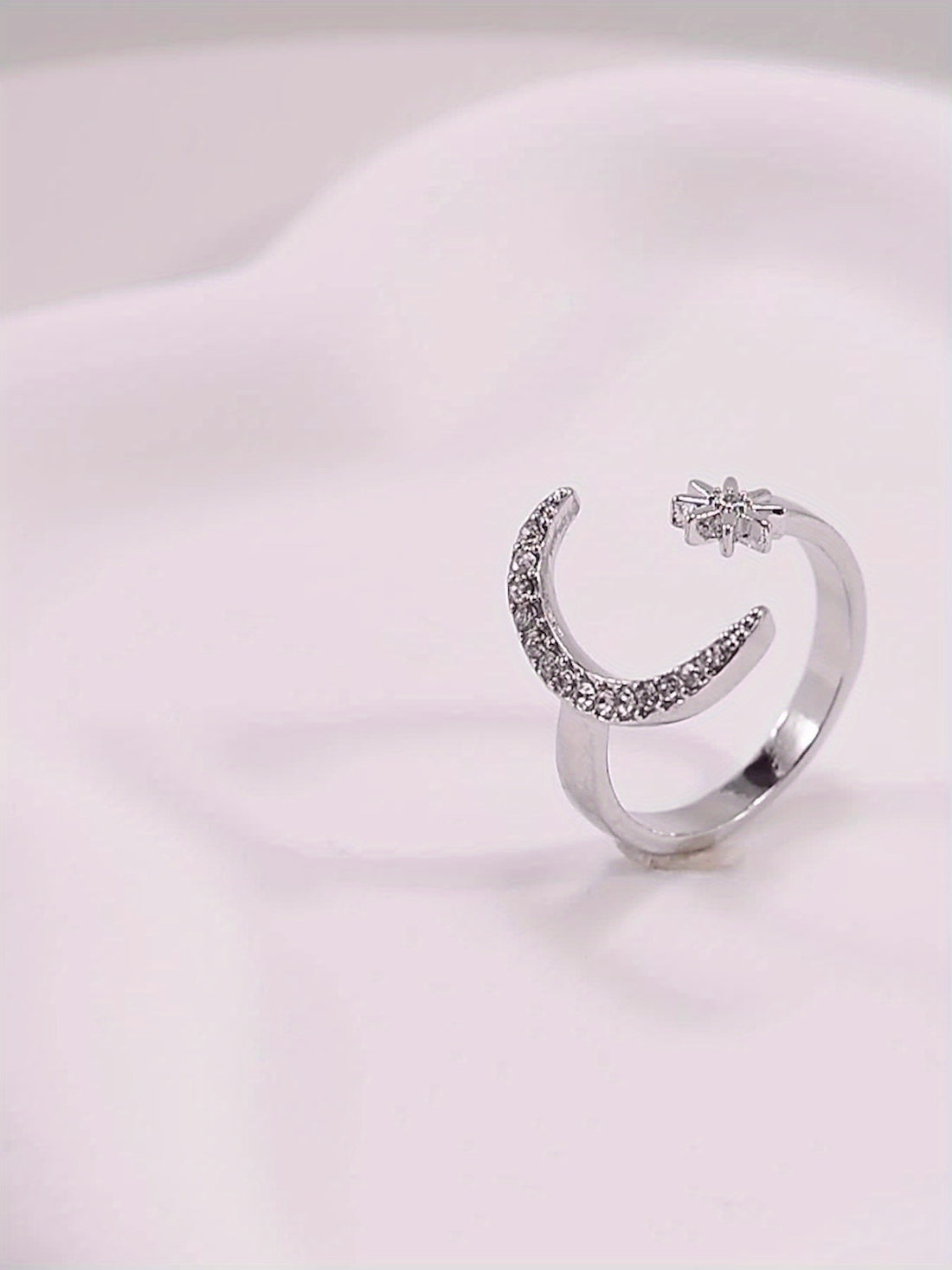 🌙 Ay Yıldız Formlu Minimal Yüzük